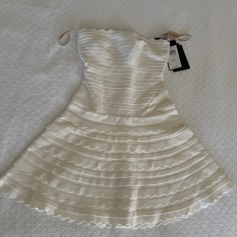 Herve Leger “Phoebe Dress” NWT White Strapless Dress Small - Picture 4 of 10